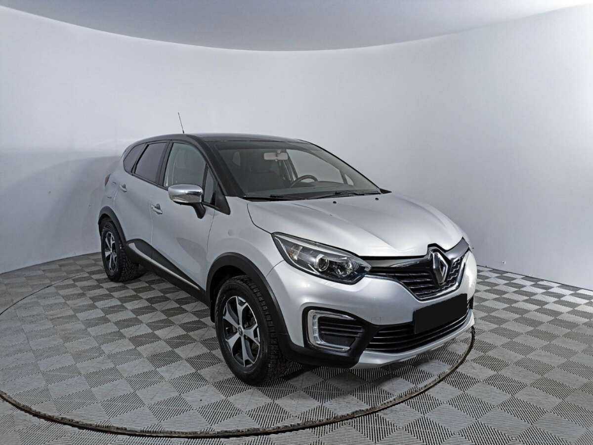 Renault Kaptur 2017 года с пробегом. Фото: #2