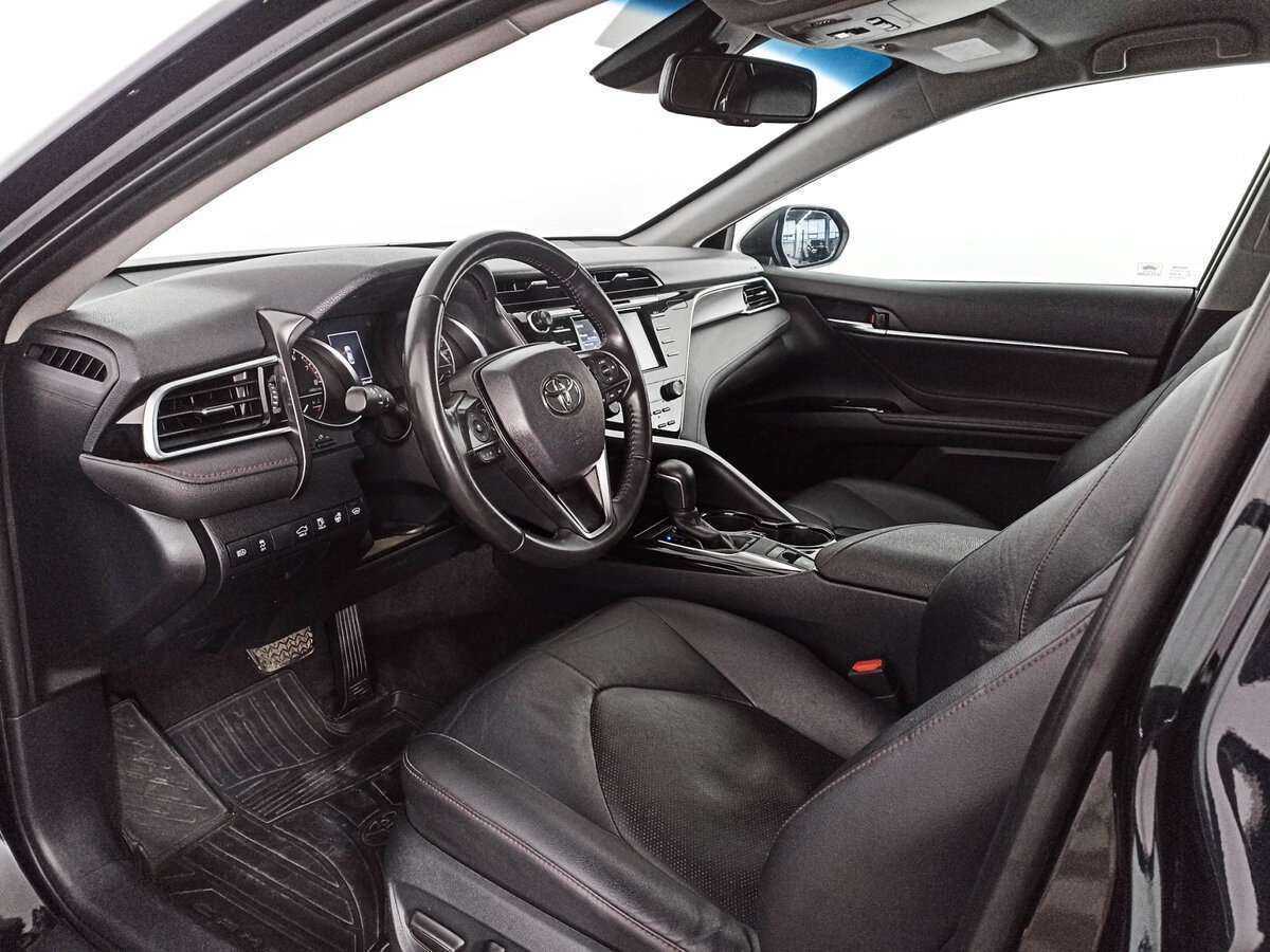 Toyota Camry 2020 года с пробегом. Фото: #12
