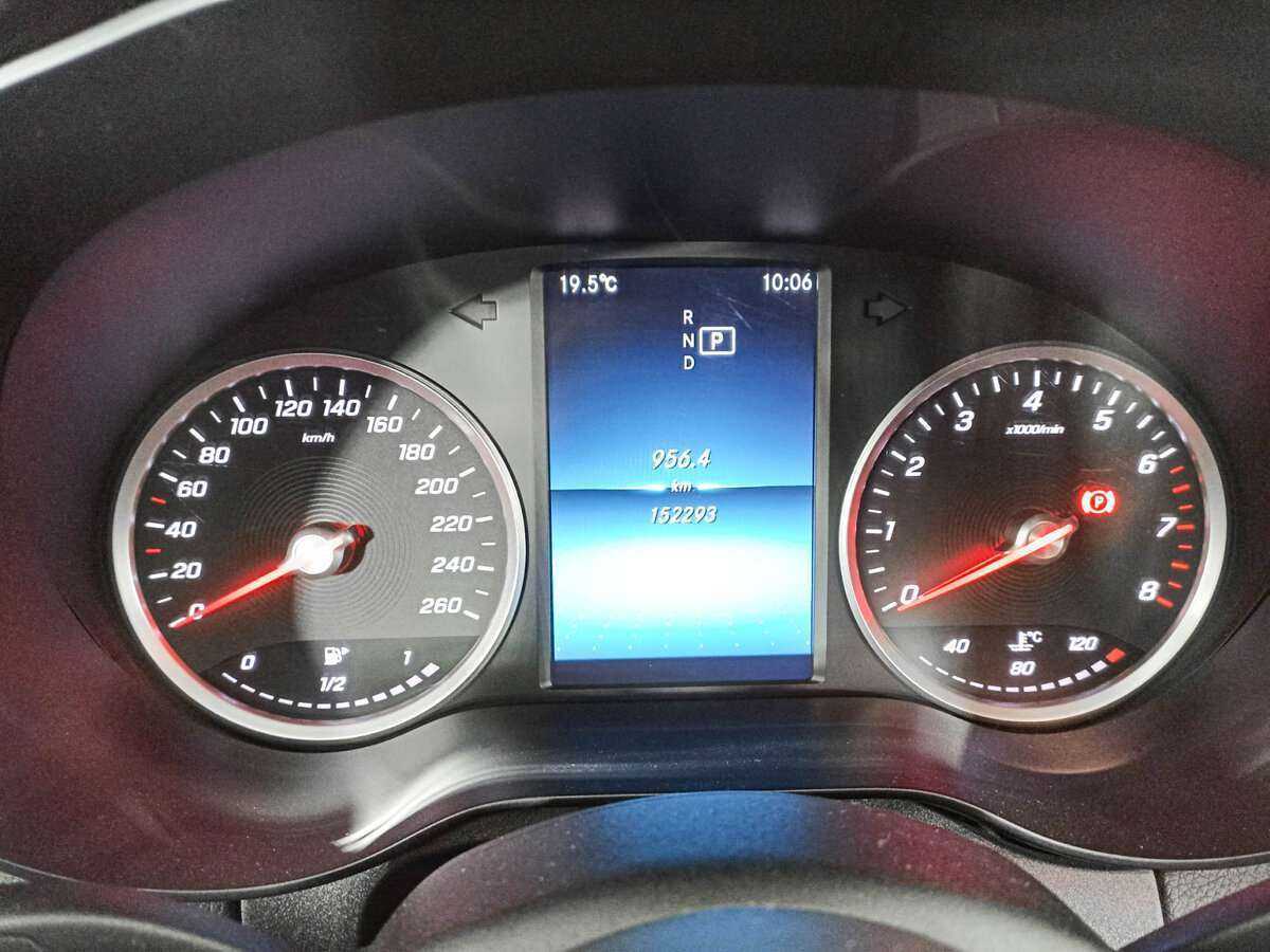 Mercedes-Benz C-Класс 2018 года с пробегом. Фото: #10