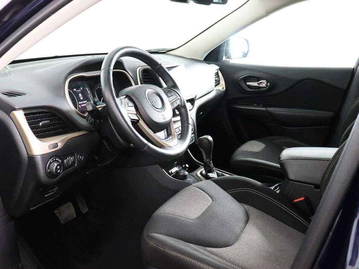 Jeep Cherokee 2014 года с пробегом. Фото: #7