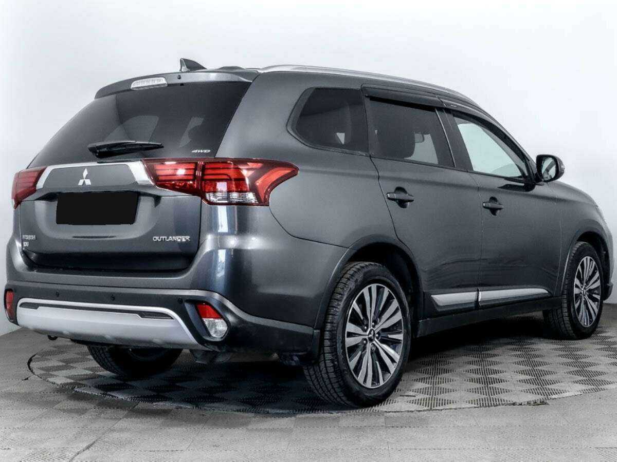 Mitsubishi Outlander 2019 года с пробегом. Фото: #3