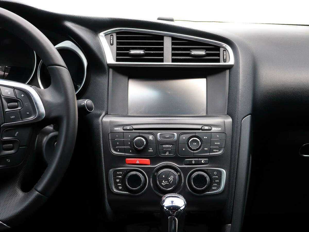 Citroen DS4 2013 года с пробегом. Фото: #11