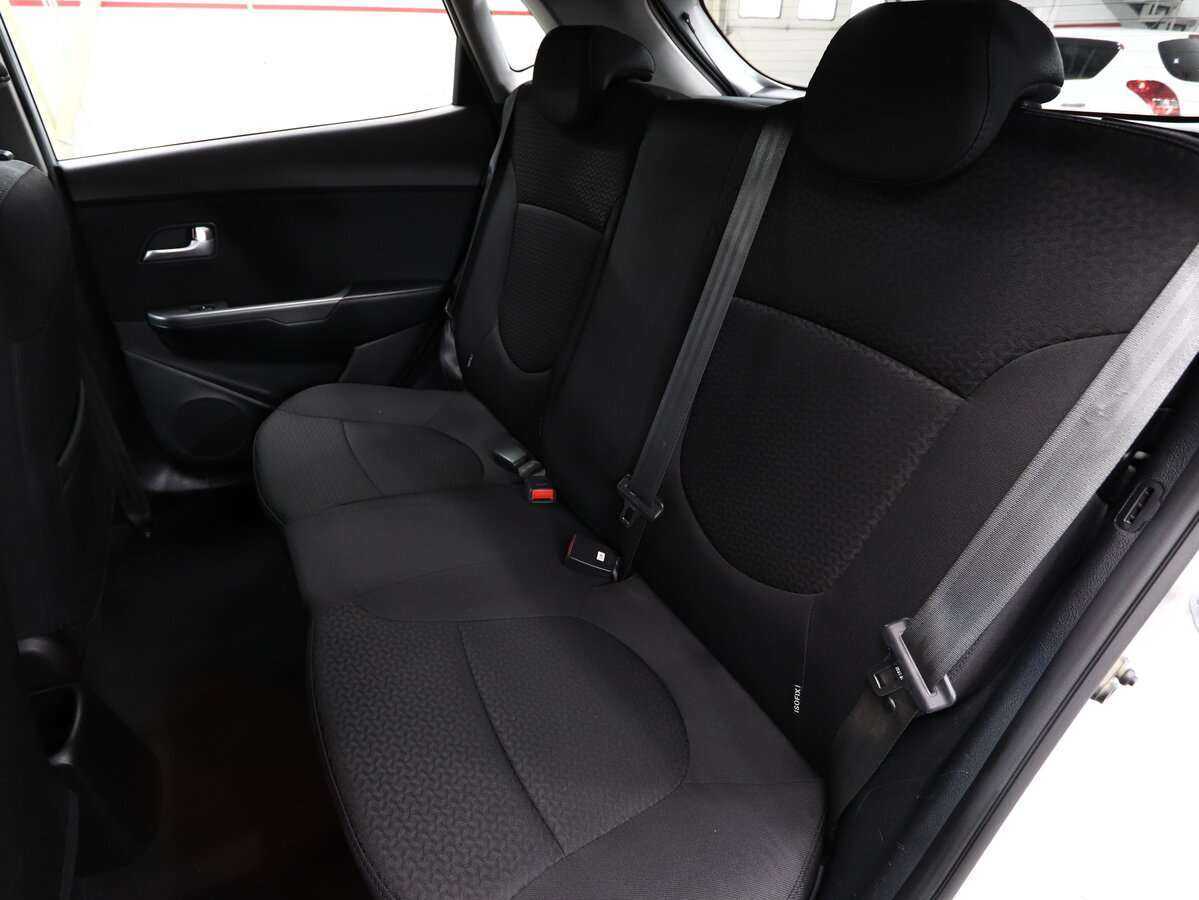 Kia Rio 2015 года с пробегом. Фото: #9