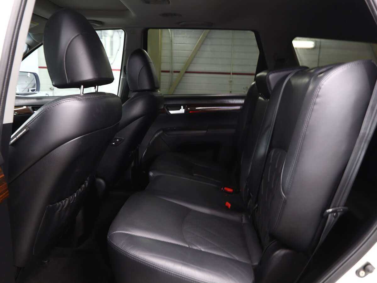 Kia Mohave 2018 года с пробегом. Фото: #11