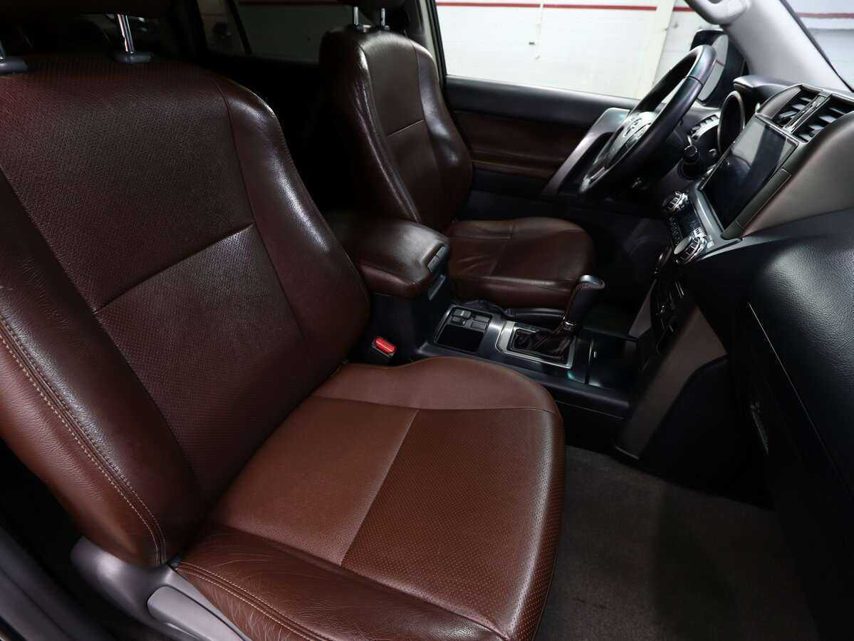 Toyota Land Cruiser Prado 2013 года с пробегом. Фото: #10