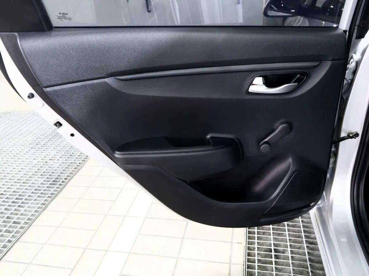 Kia Rio 2021 года с пробегом. Фото: #9