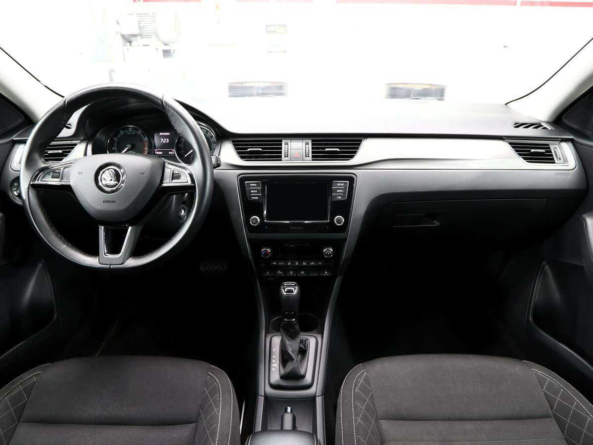 Skoda Rapid 2018 года с пробегом. Фото: #12