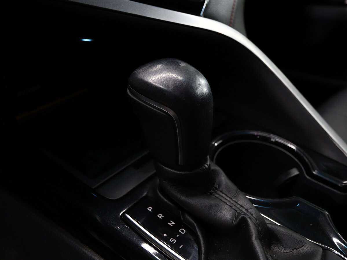 Toyota Camry 2020 года с пробегом. Фото: #7