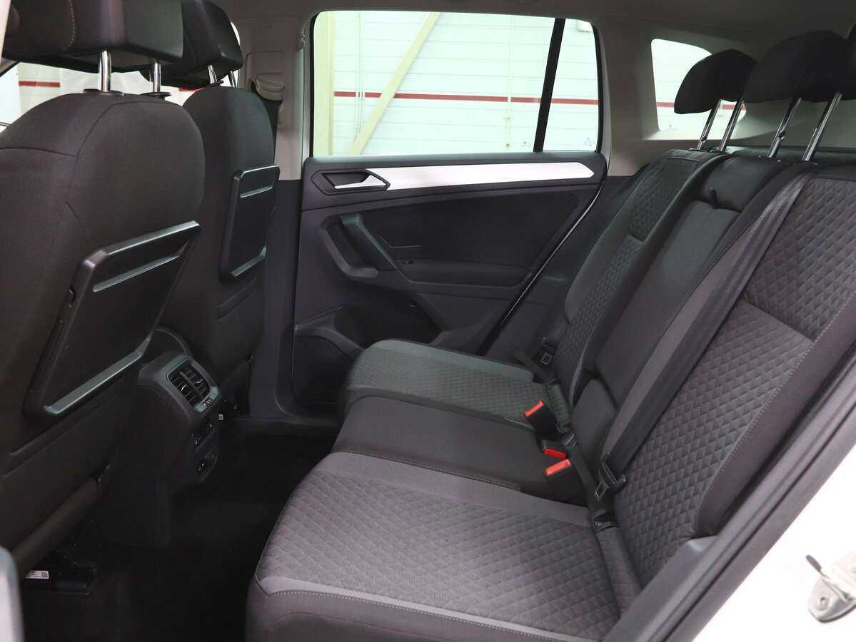 Volkswagen Tiguan 2018 года с пробегом. Фото: #10