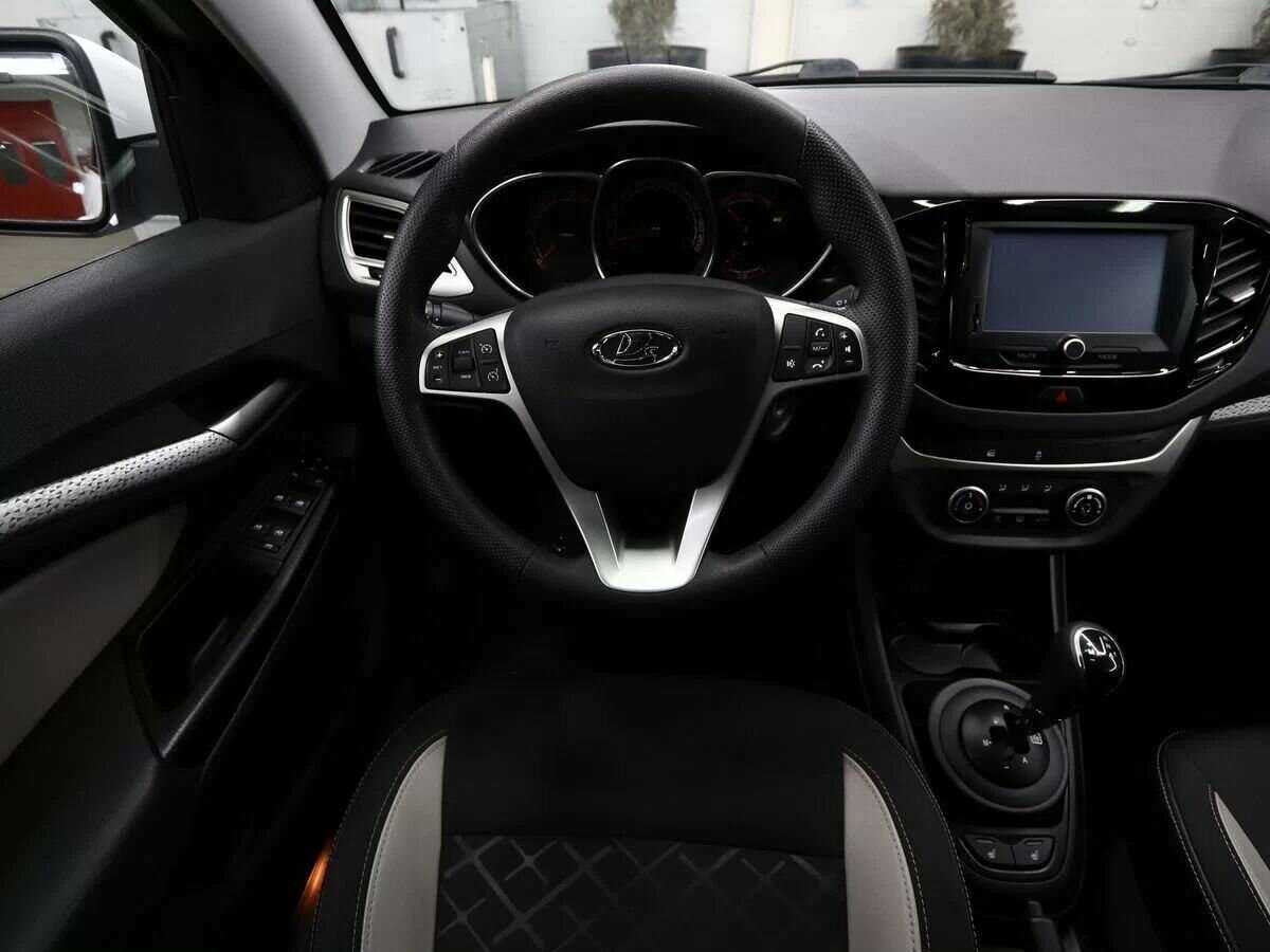 Lada (ВАЗ) Vesta 2018 года с пробегом. Фото: #10