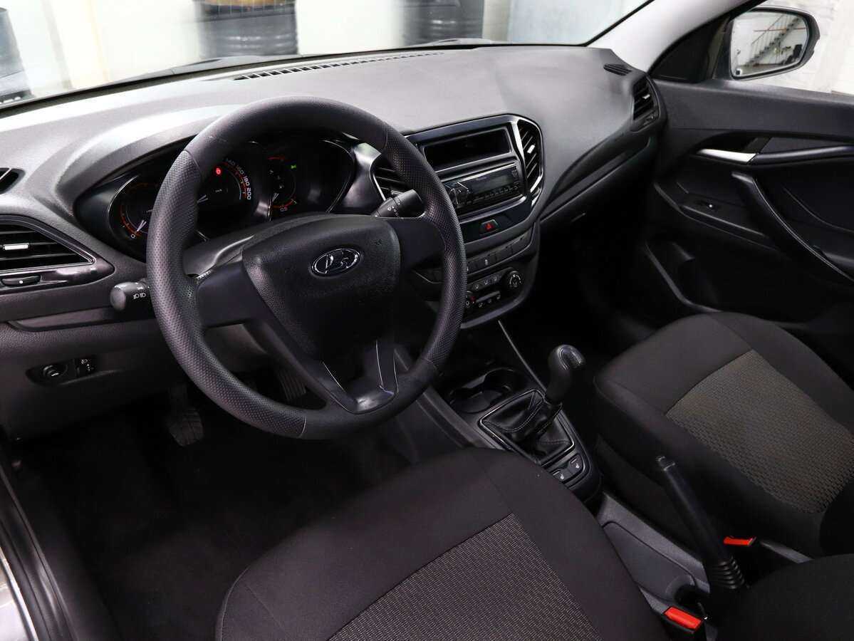 Lada (ВАЗ) Vesta 2018 года с пробегом. Фото: #6