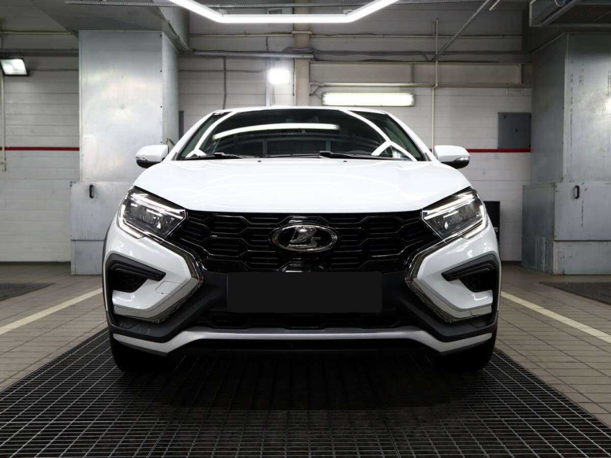 Lada (ВАЗ) Vesta 2023 года с пробегом. Фото: #1
