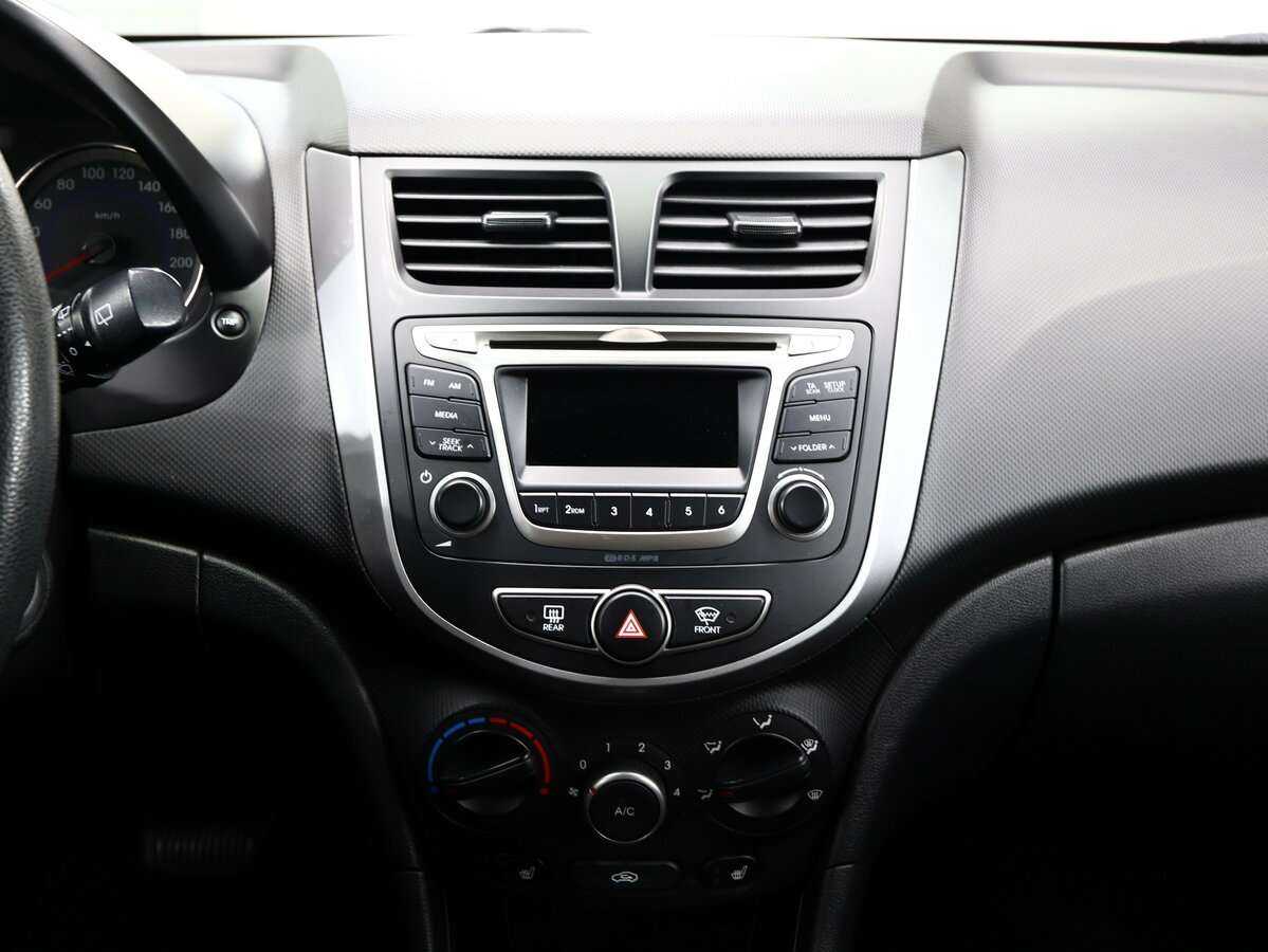 Hyundai Solaris 2015 года с пробегом. Фото: #9