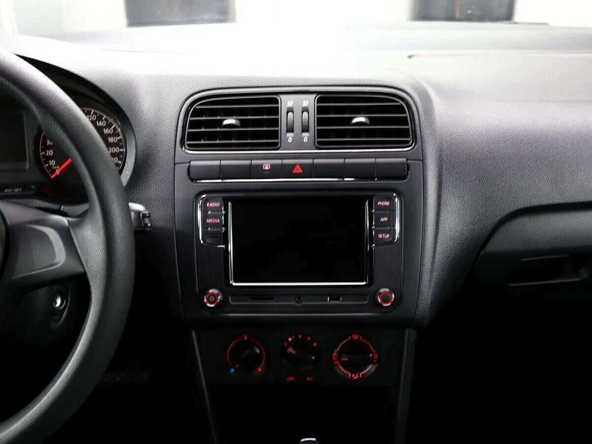 Volkswagen Polo 2018 года с пробегом. Фото: #16