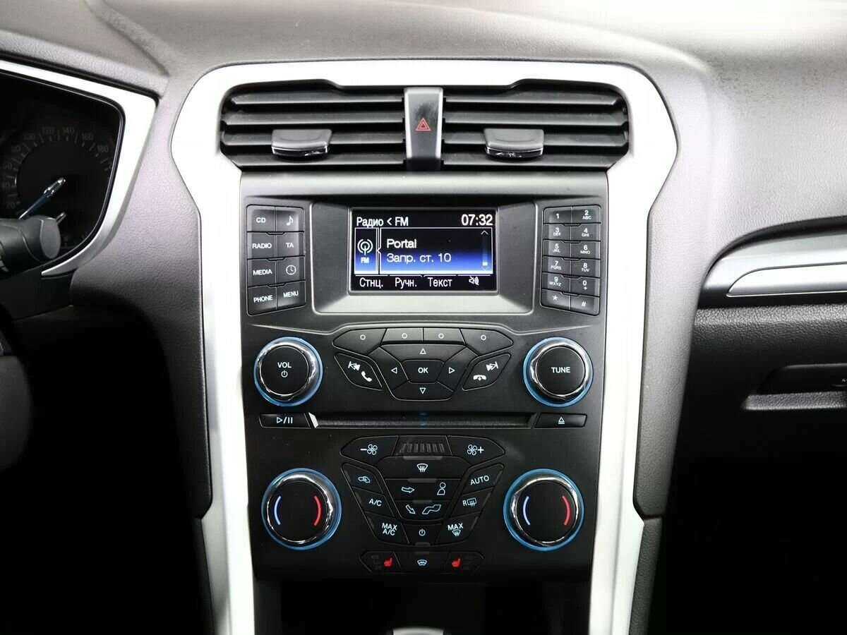 Ford Mondeo 2015 года с пробегом. Фото: #15