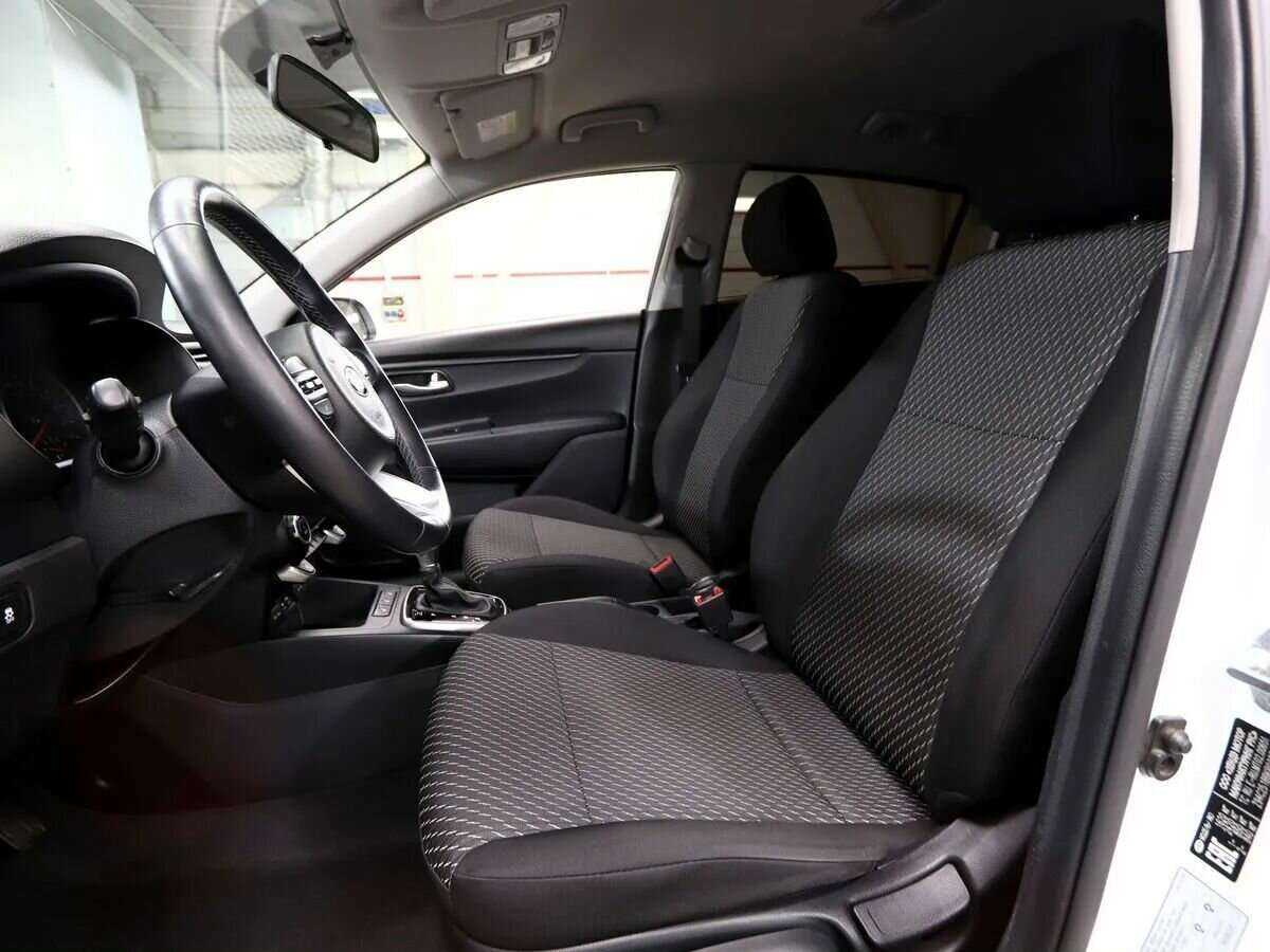 Kia Rio 2018 года с пробегом. Фото: #6