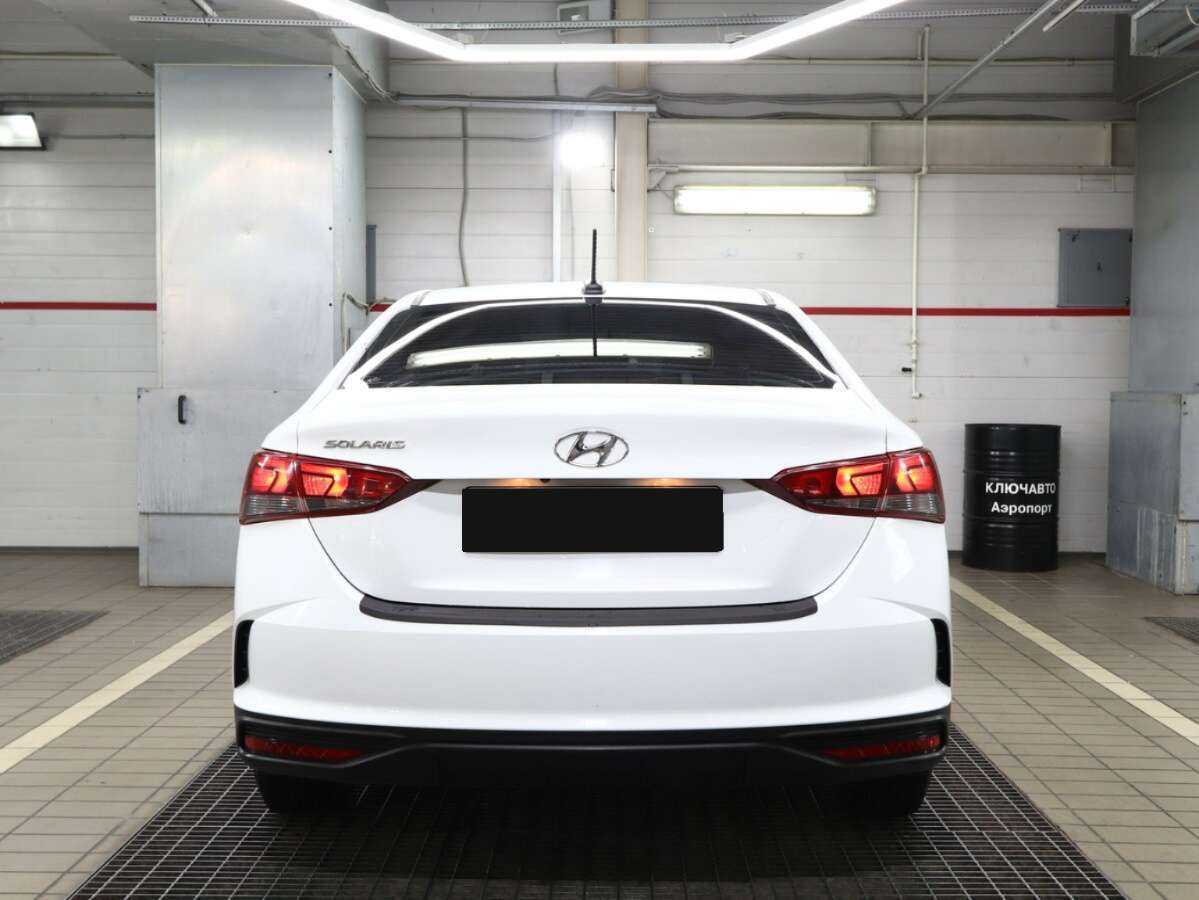 Hyundai Solaris 2021 года с пробегом. Фото: #3