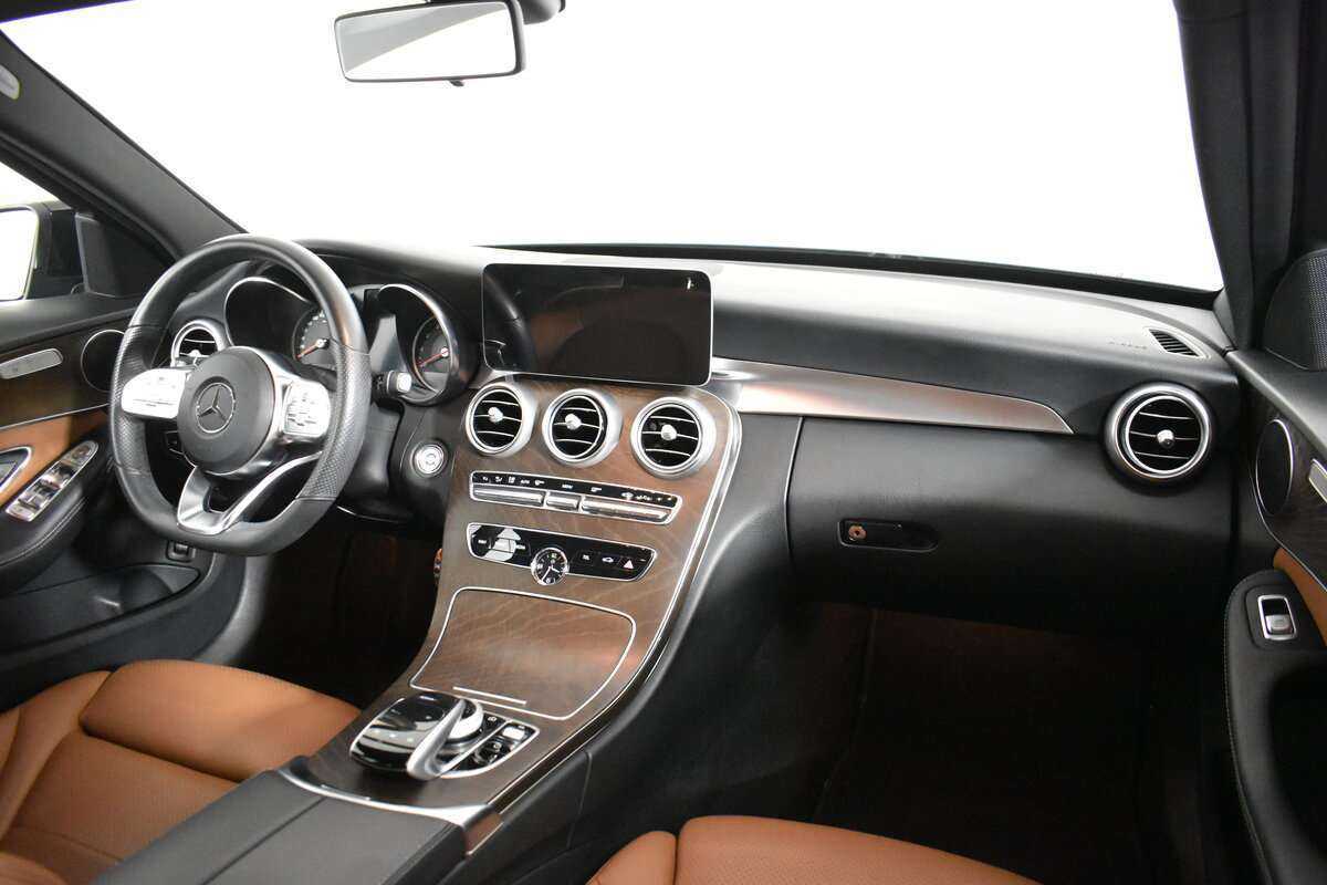 Mercedes-Benz C-Класс 2018 года с пробегом. Фото: #12