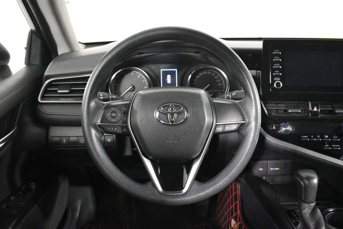 Toyota Camry 2021 года с пробегом. Фото: #12