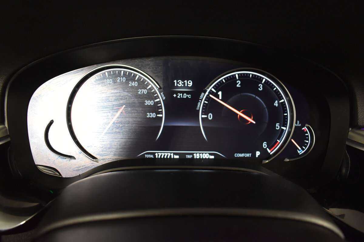 BMW 5 серии 2018 года с пробегом. Фото: #15