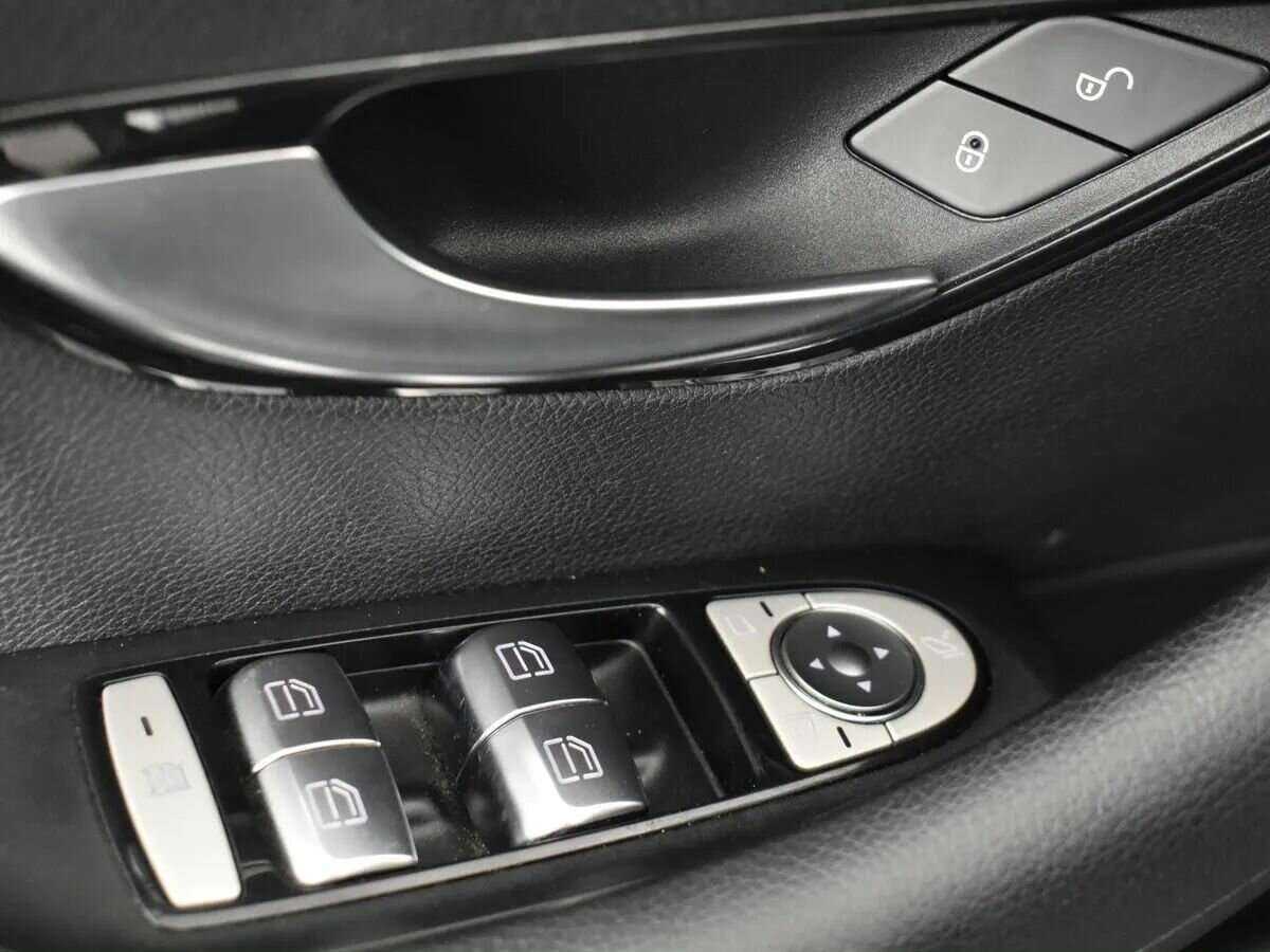 Mercedes-Benz E-Класс 2018 года с пробегом. Фото: #17