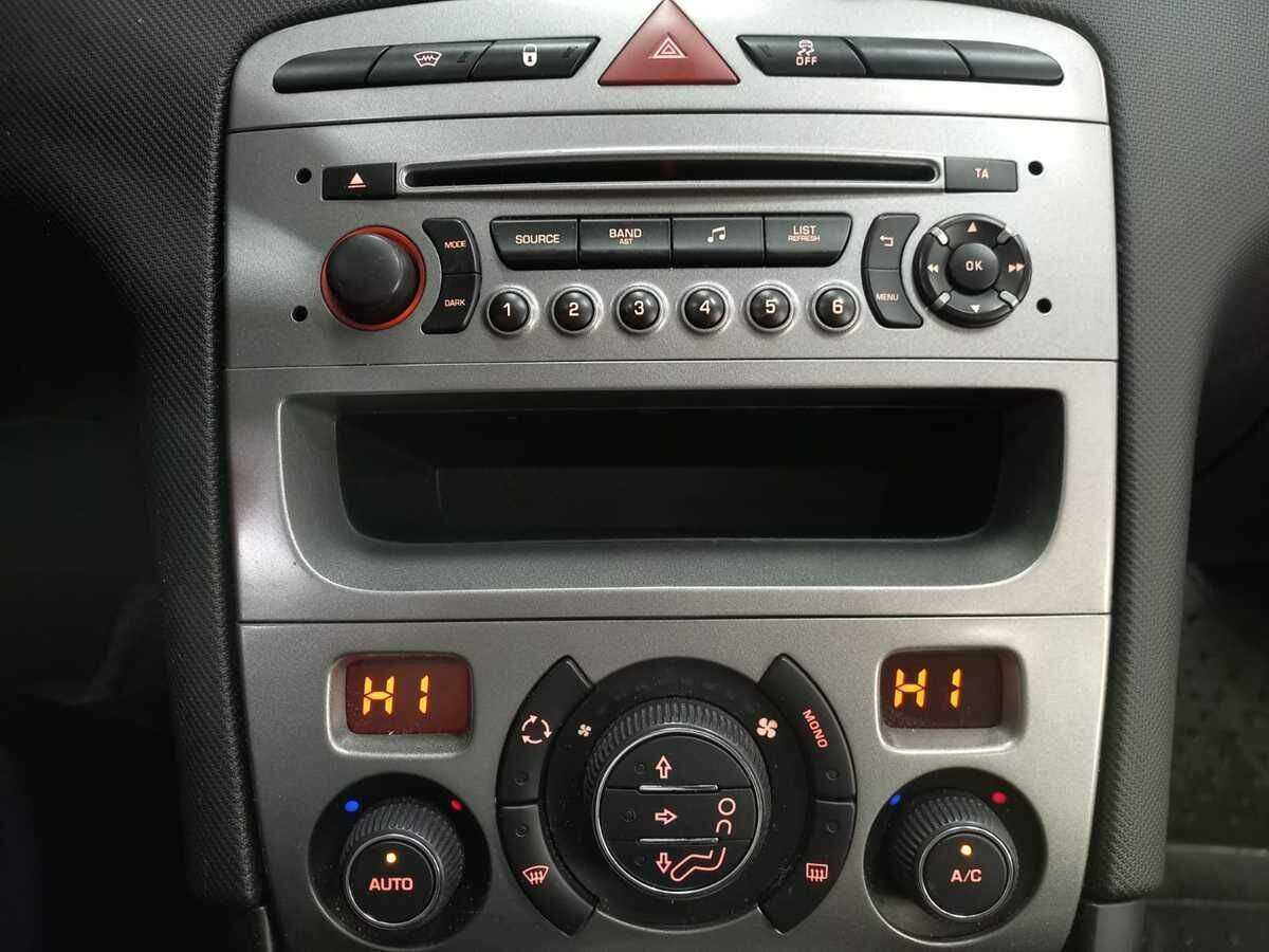 Peugeot 408 2016 года с пробегом. Фото: #13