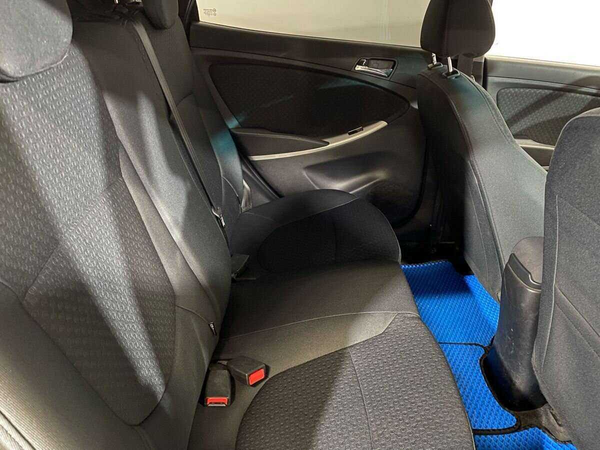 Hyundai Solaris 2012 года с пробегом. Фото: #10