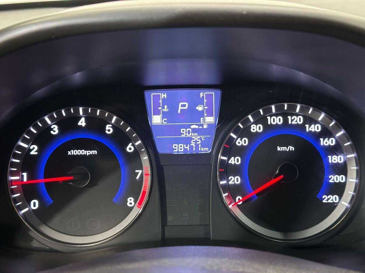 Hyundai Solaris 2015 года с пробегом. Фото: #8