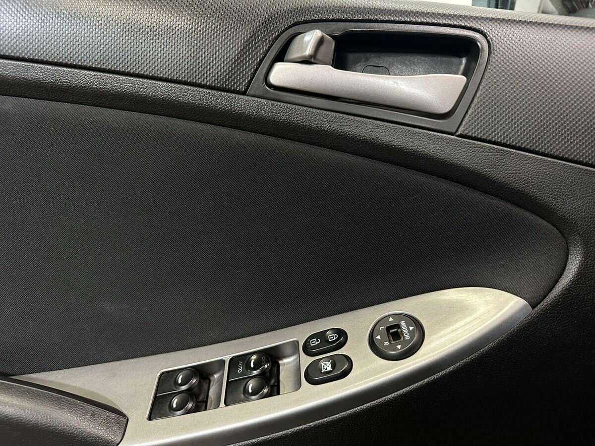 Hyundai Solaris 2015 года с пробегом. Фото: #13