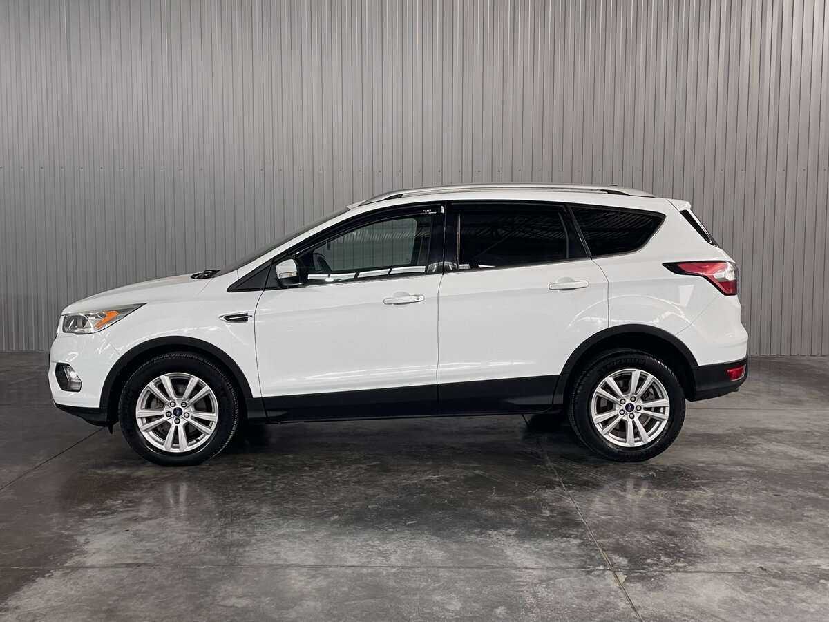 Ford Kuga 2017 года с пробегом. Фото: #7