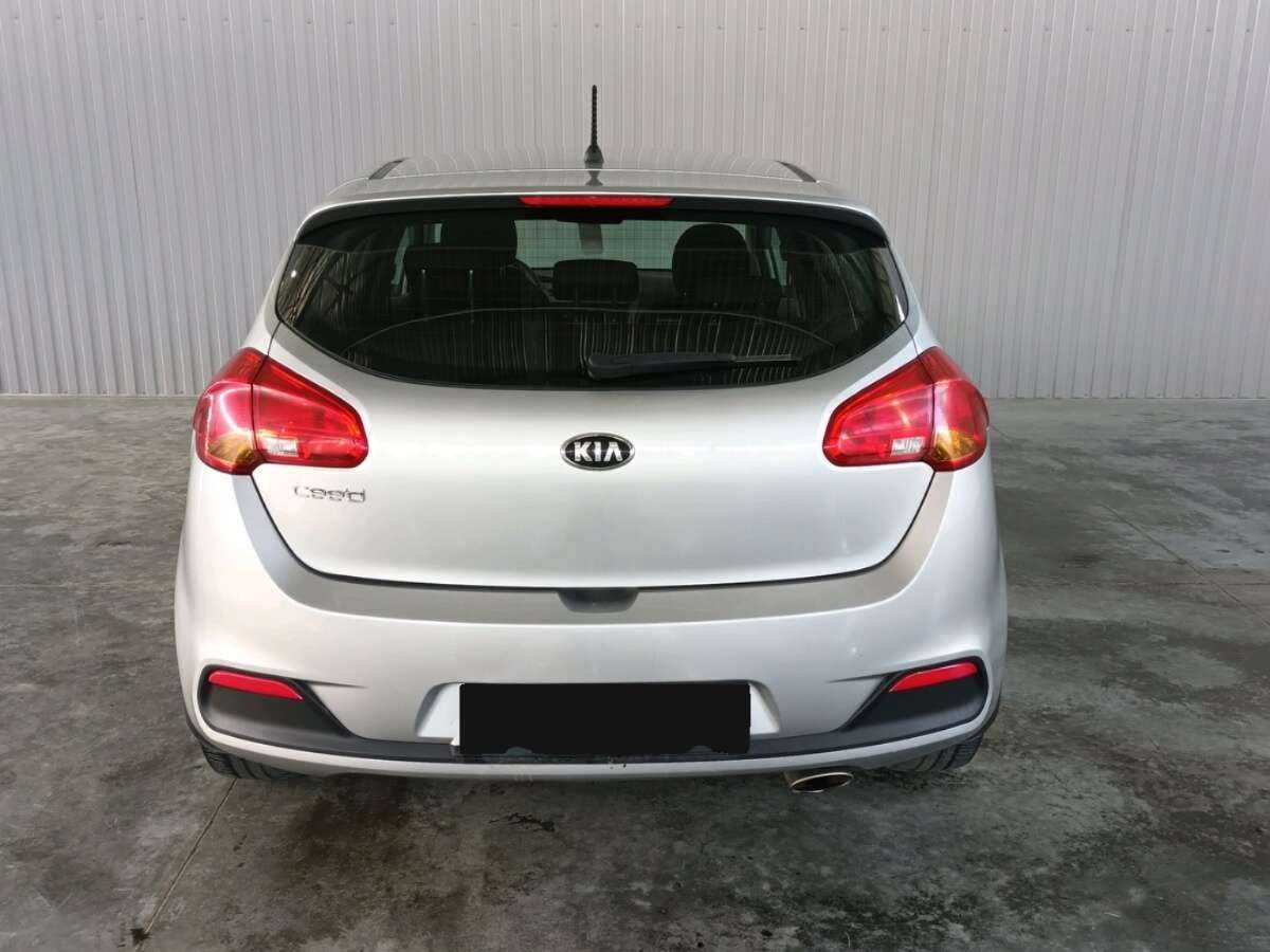 Kia Ceed 2013 года с пробегом. Фото: #5