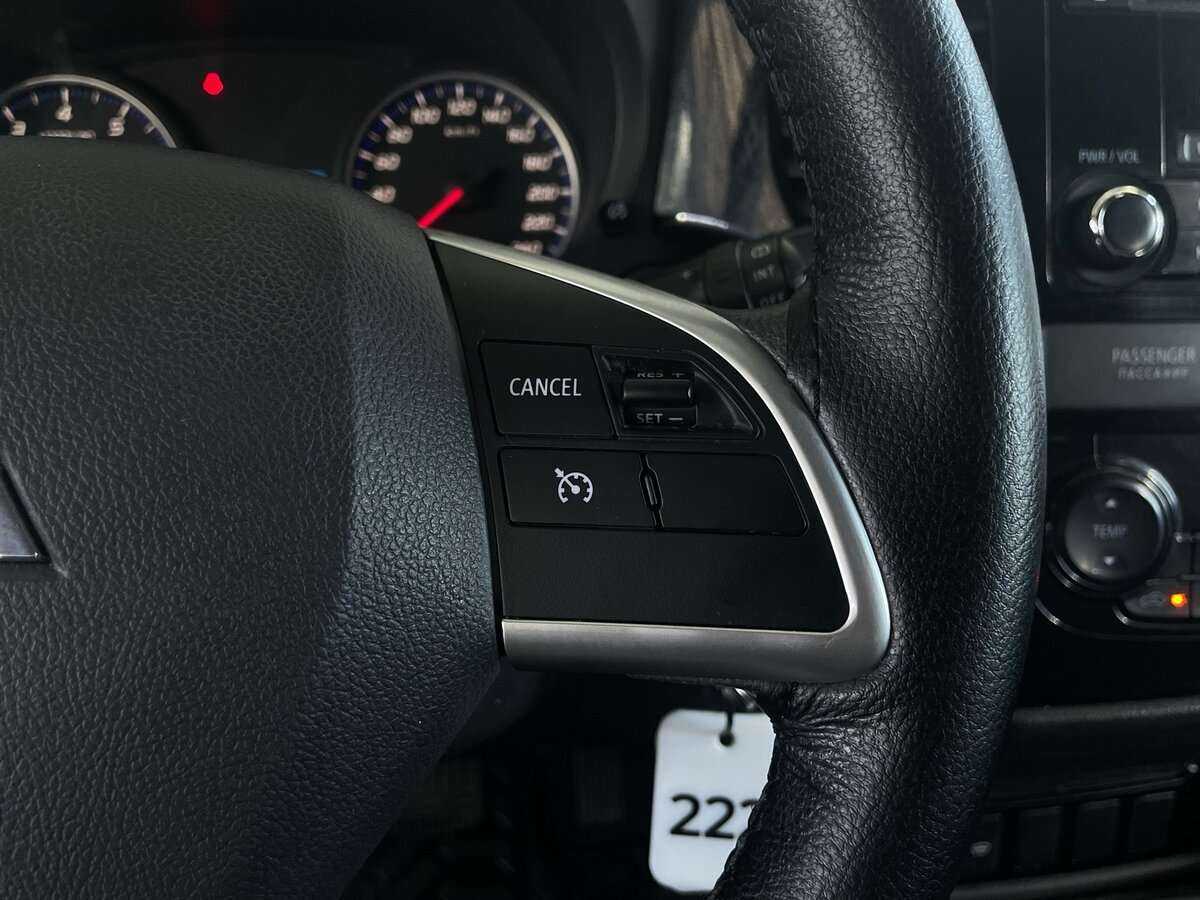 Mitsubishi Outlander 2018 года с пробегом. Фото: #11