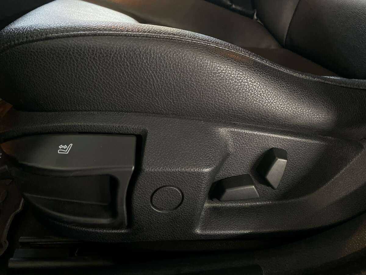 BMW 5 серии 2012 года с пробегом. Фото: #22