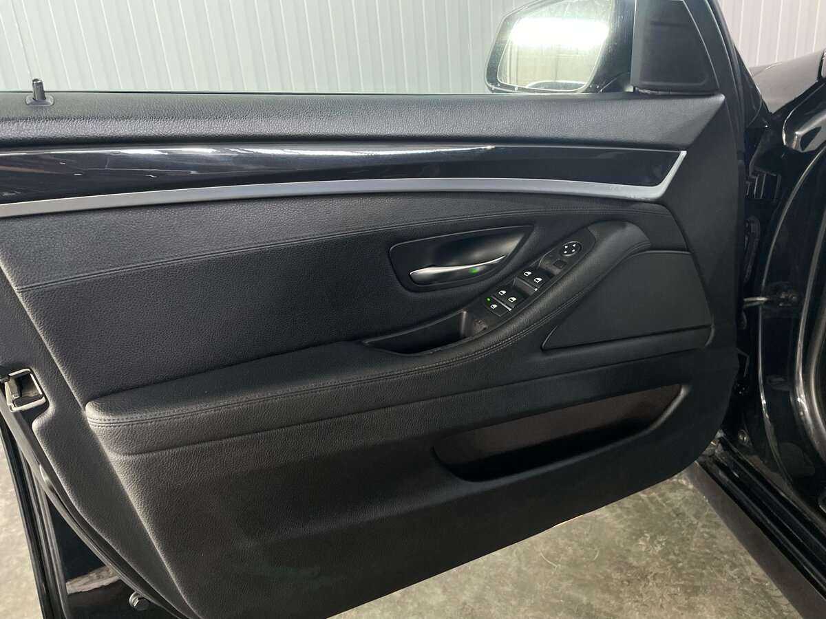 BMW 5 серии 2012 года с пробегом. Фото: #23