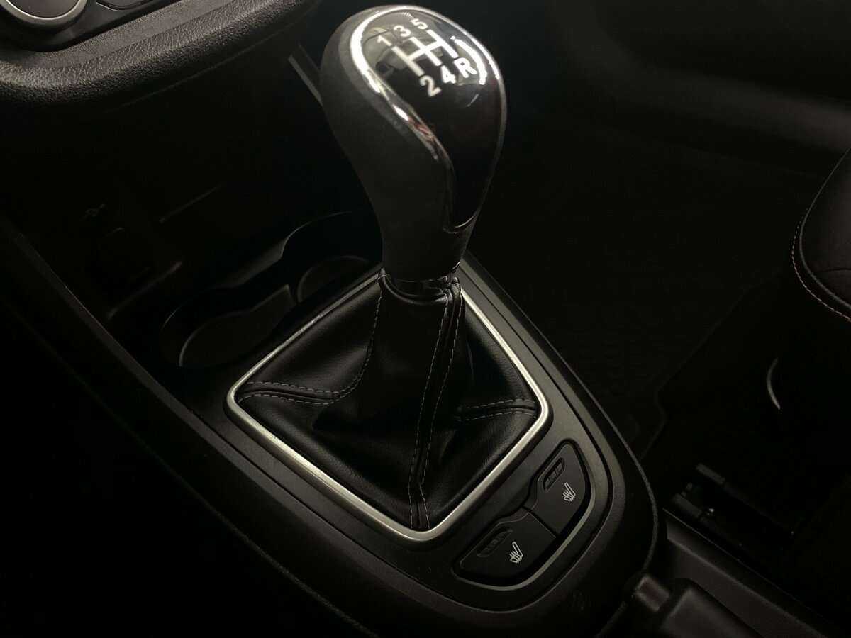 Lada (ВАЗ) Vesta 2018 года с пробегом. Фото: #15