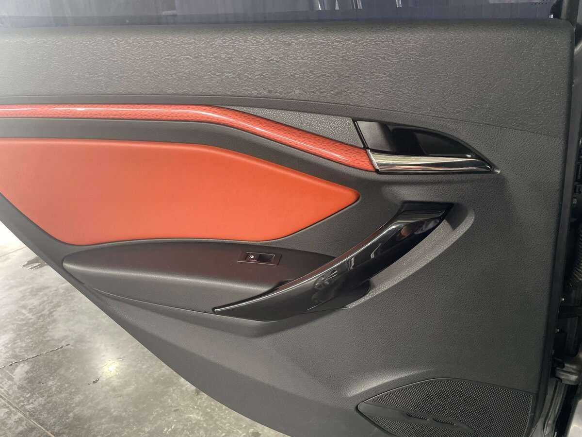 Lada (ВАЗ) Vesta 2018 года с пробегом. Фото: #21