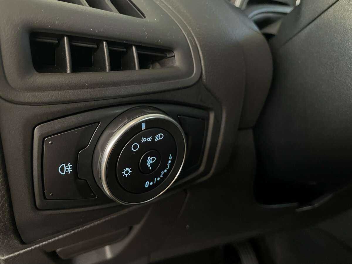 Ford Focus 2018 года с пробегом. Фото: #11