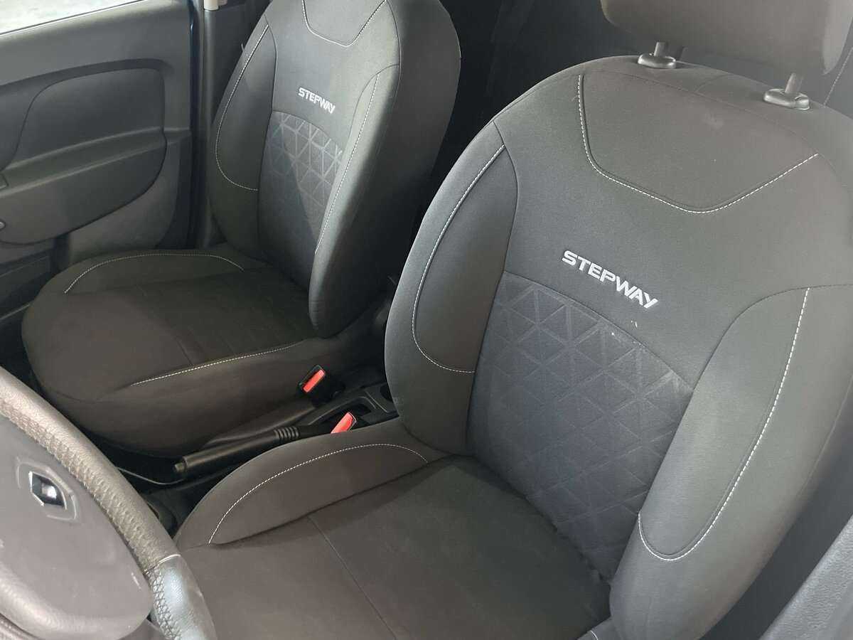 Renault Sandero 2018 года с пробегом. Фото: #12