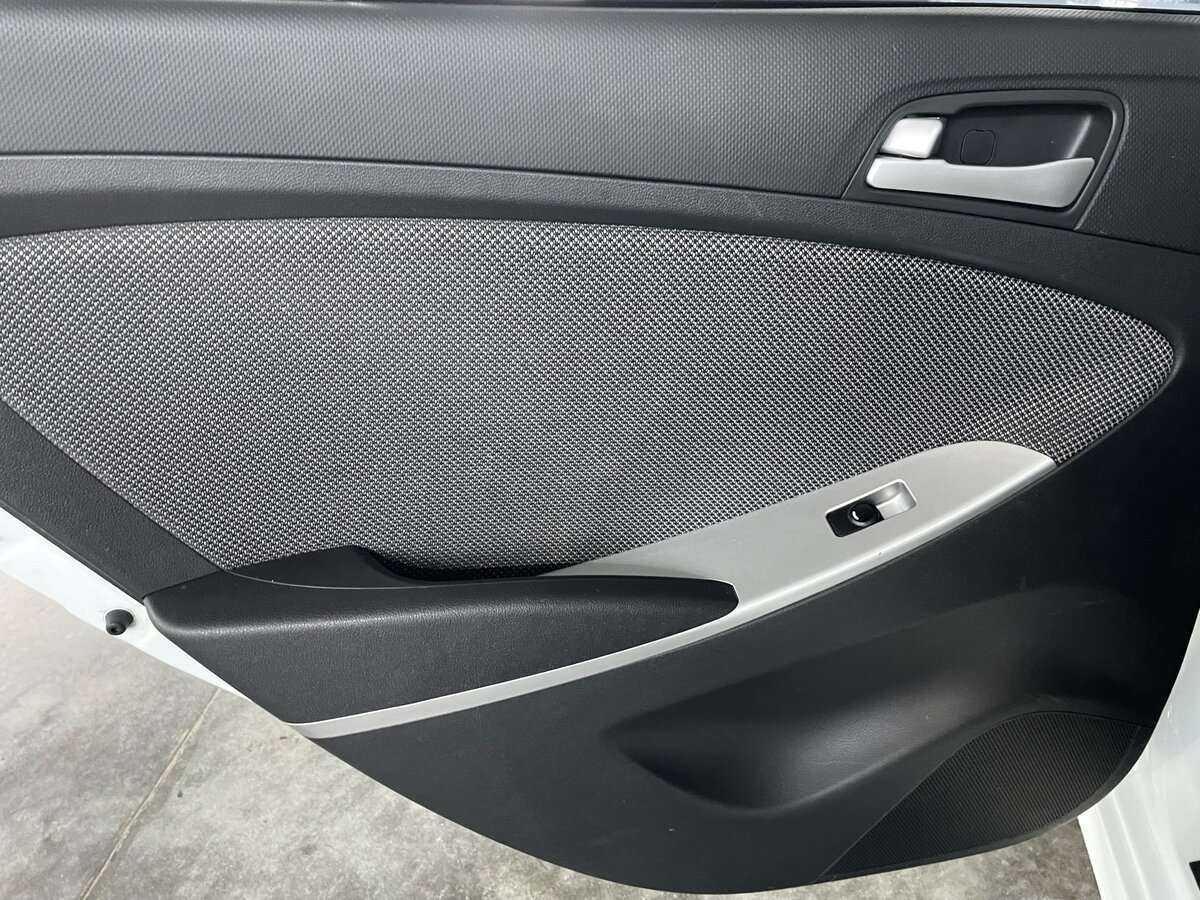 Hyundai Solaris 2013 года с пробегом. Фото: #18