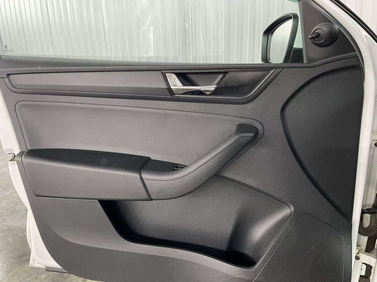 Skoda Rapid 2019 года с пробегом. Фото: #15