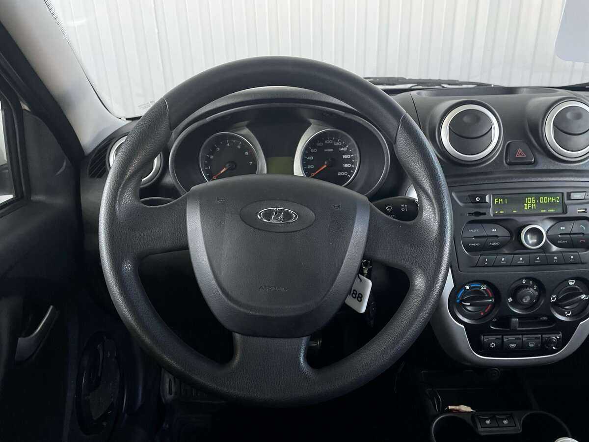 Lada (ВАЗ) Granta 2016 года с пробегом. Фото: #9