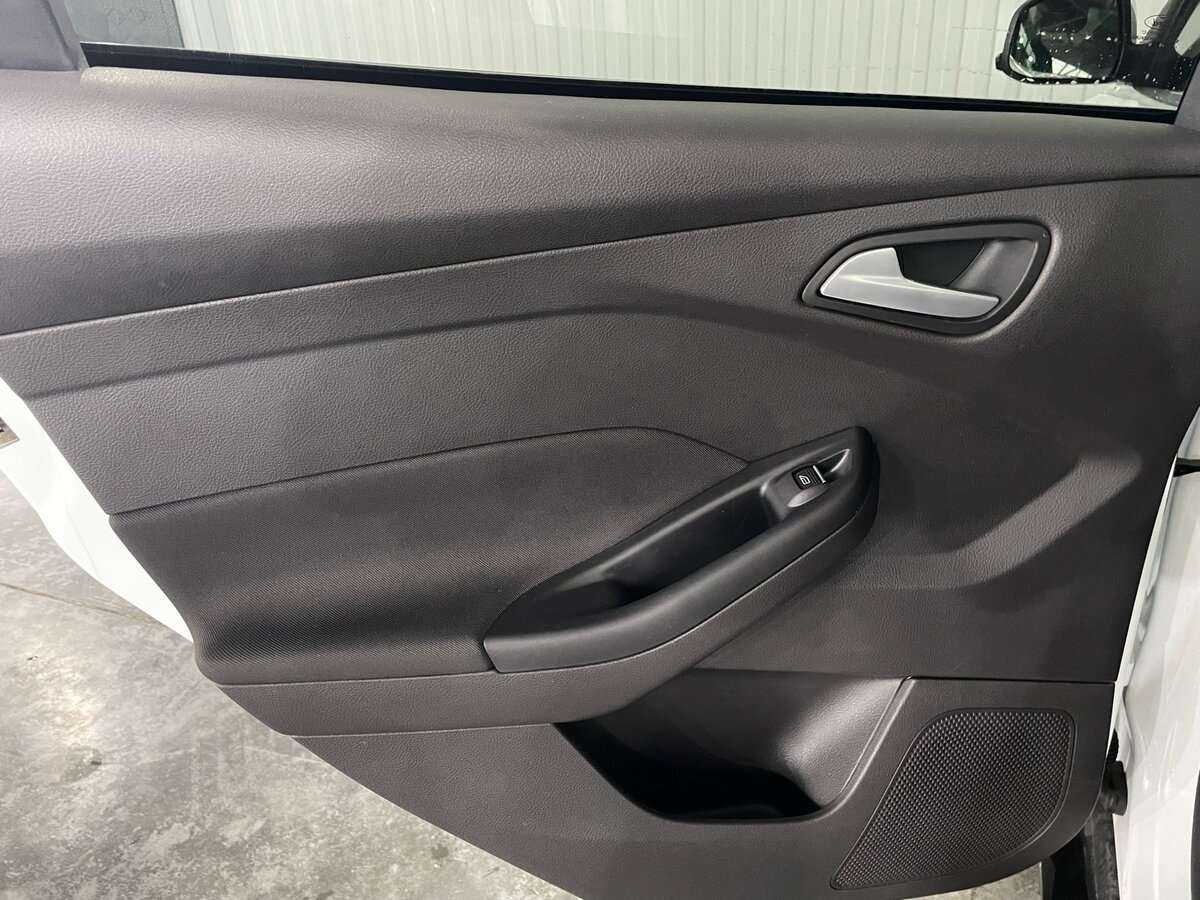 Ford Focus 2013 года с пробегом. Фото: #18