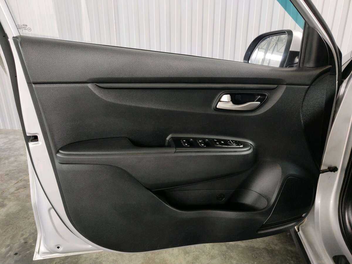 Kia Rio 2019 года с пробегом. Фото: #11