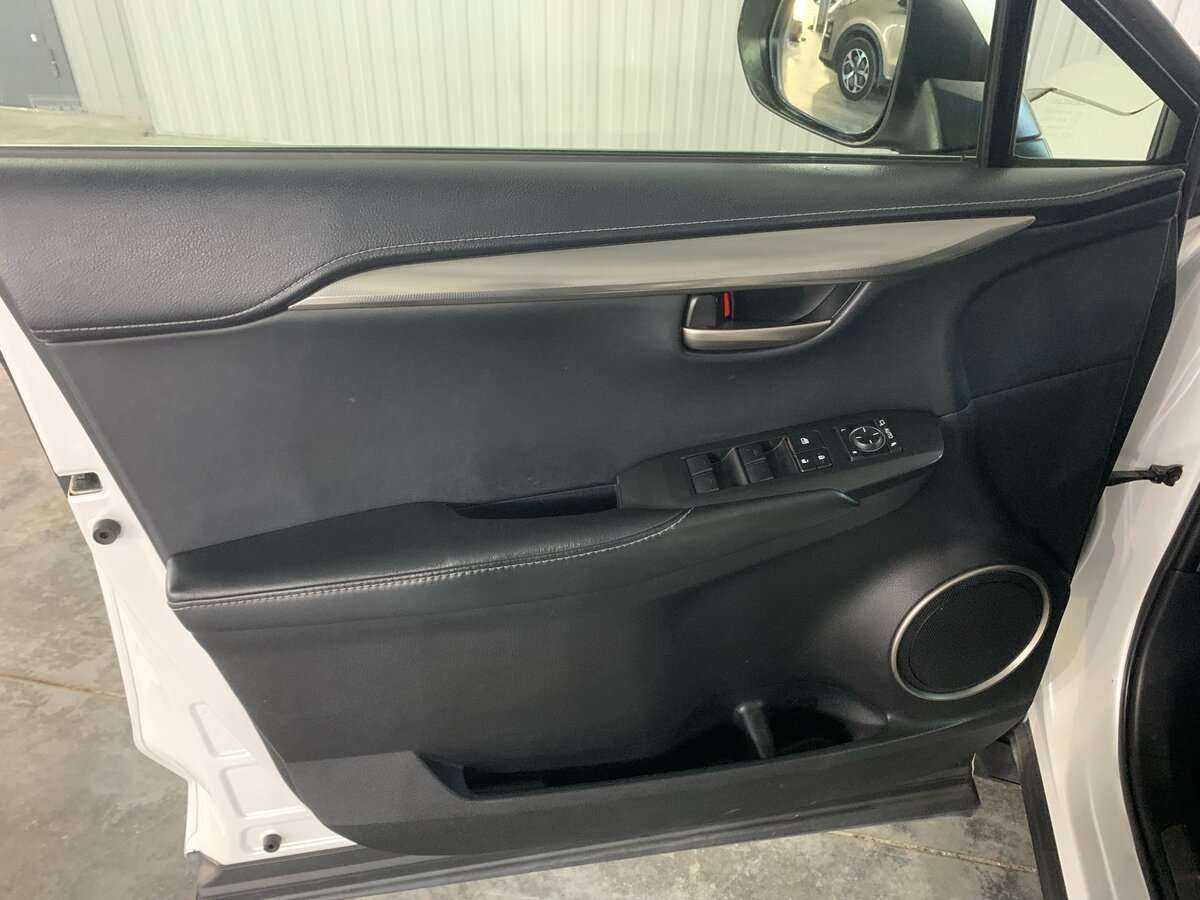 Lexus NX 2014 года с пробегом. Фото: #16