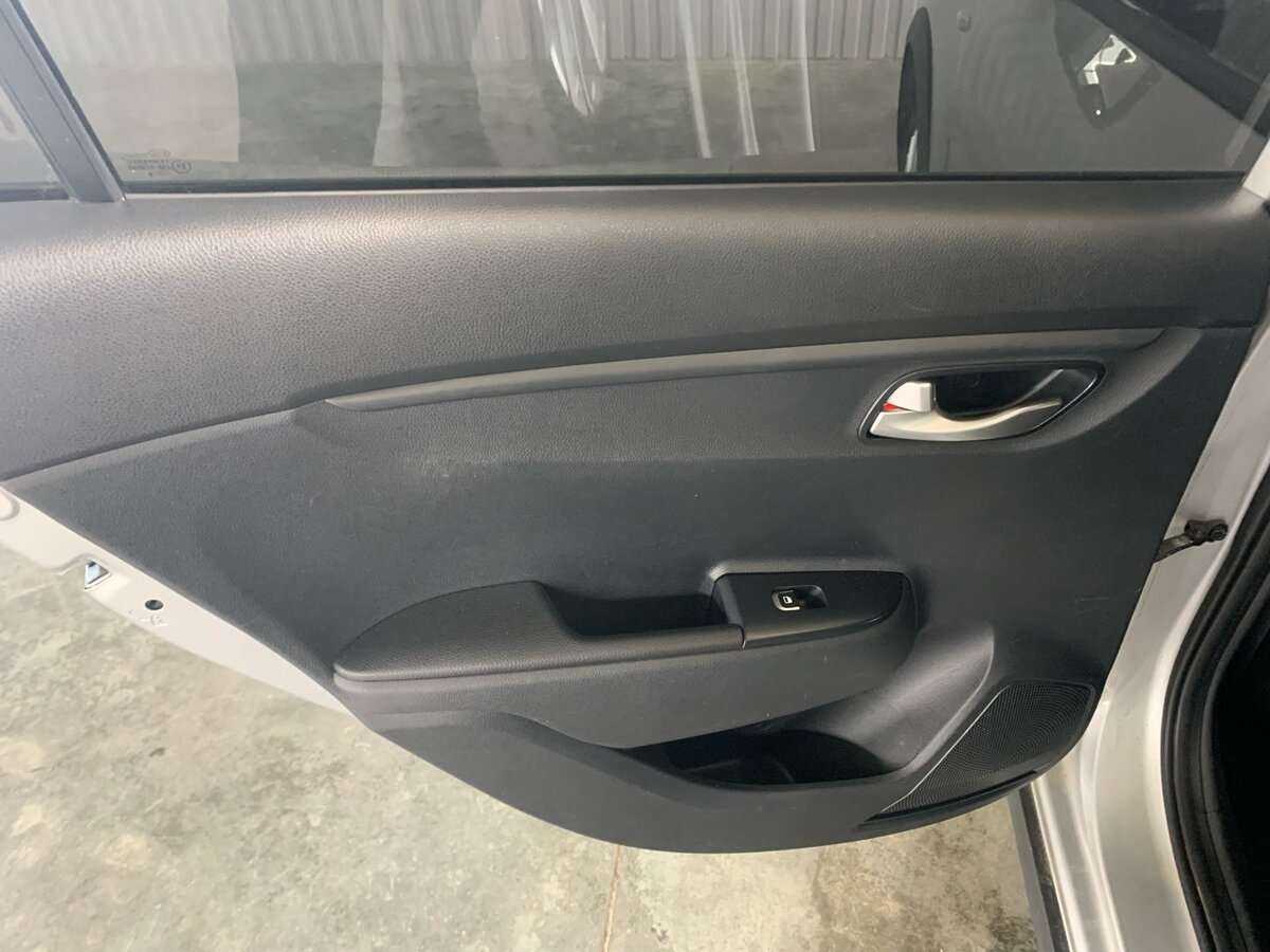 Kia Rio 2019 года с пробегом. Фото: #17