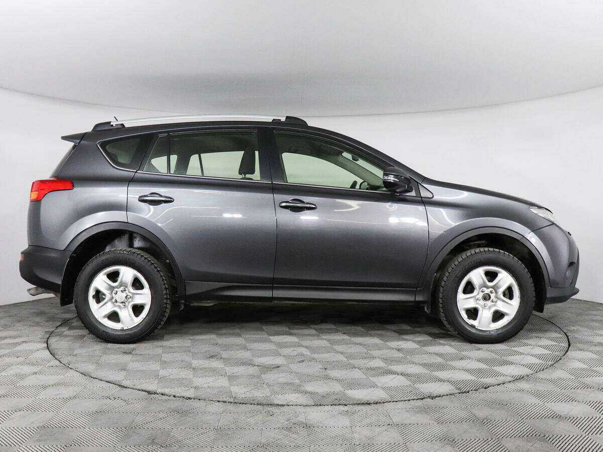 Toyota RAV4 2014 года с пробегом. Фото: #3