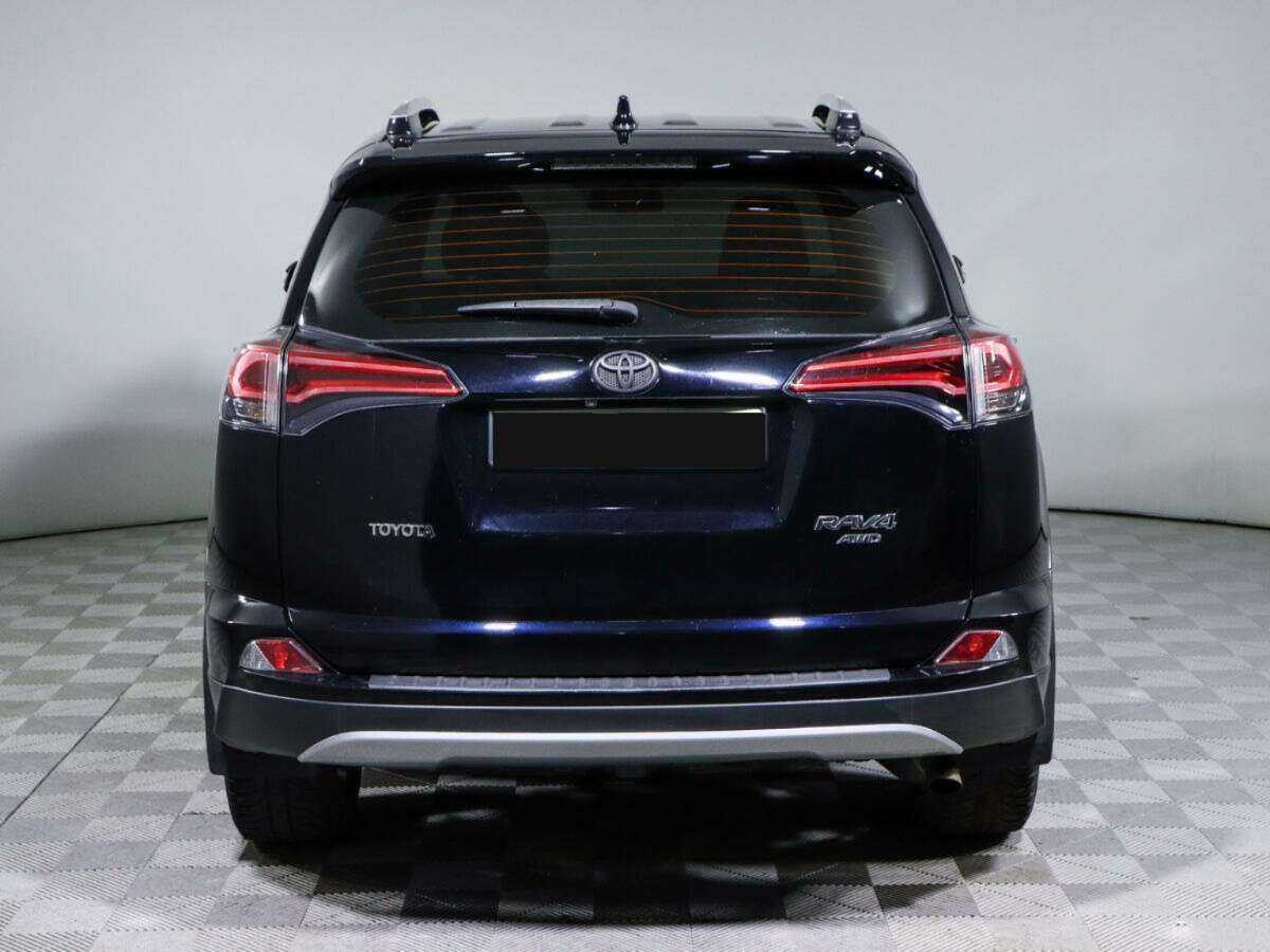 Toyota RAV4 2017 года с пробегом. Фото: #4