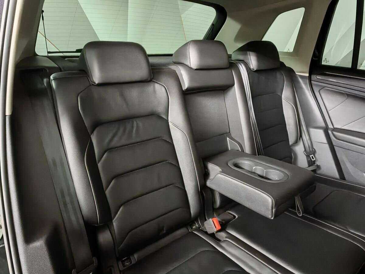 Volkswagen Tiguan 2018 года с пробегом. Фото: #12