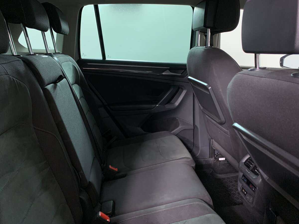 Volkswagen Tiguan 2018 года с пробегом. Фото: #13