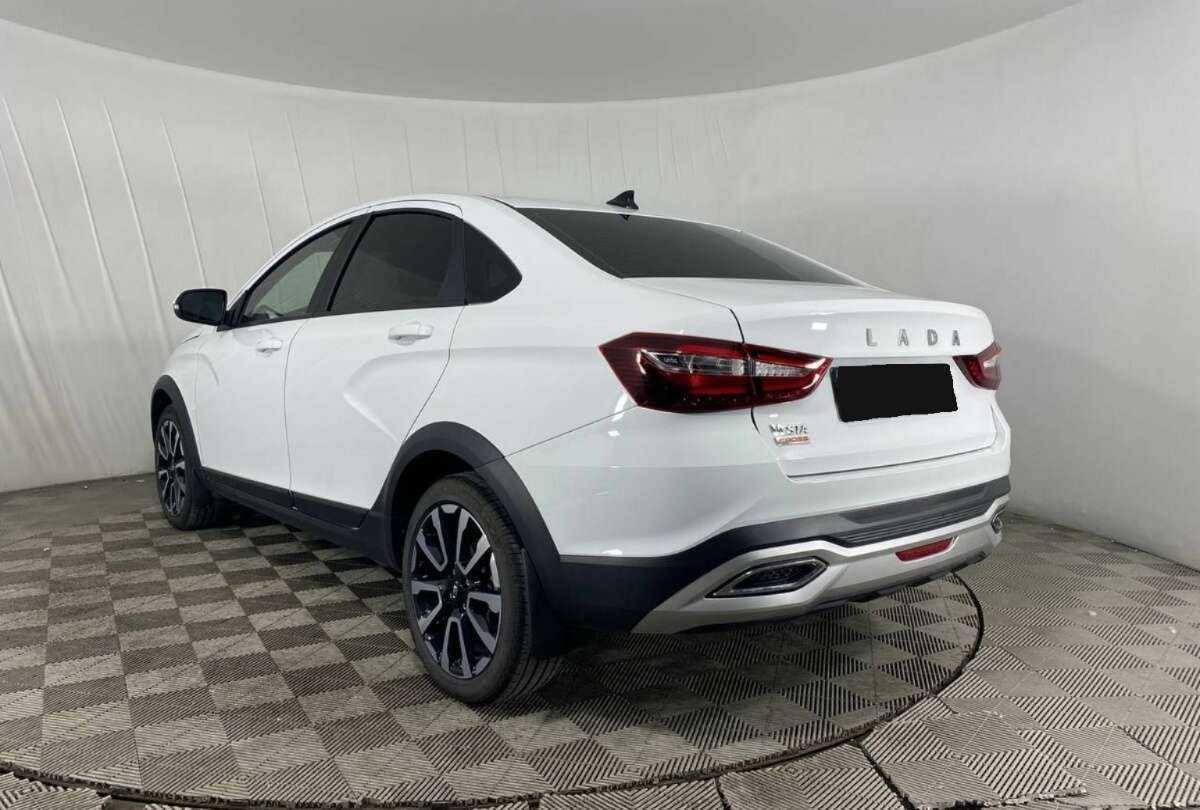 Lada (ВАЗ) Vesta 2023 года с пробегом. Фото: #6